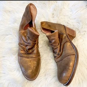 Sundance Tiffany Bronze Metallic Leather Helled slouch Booties